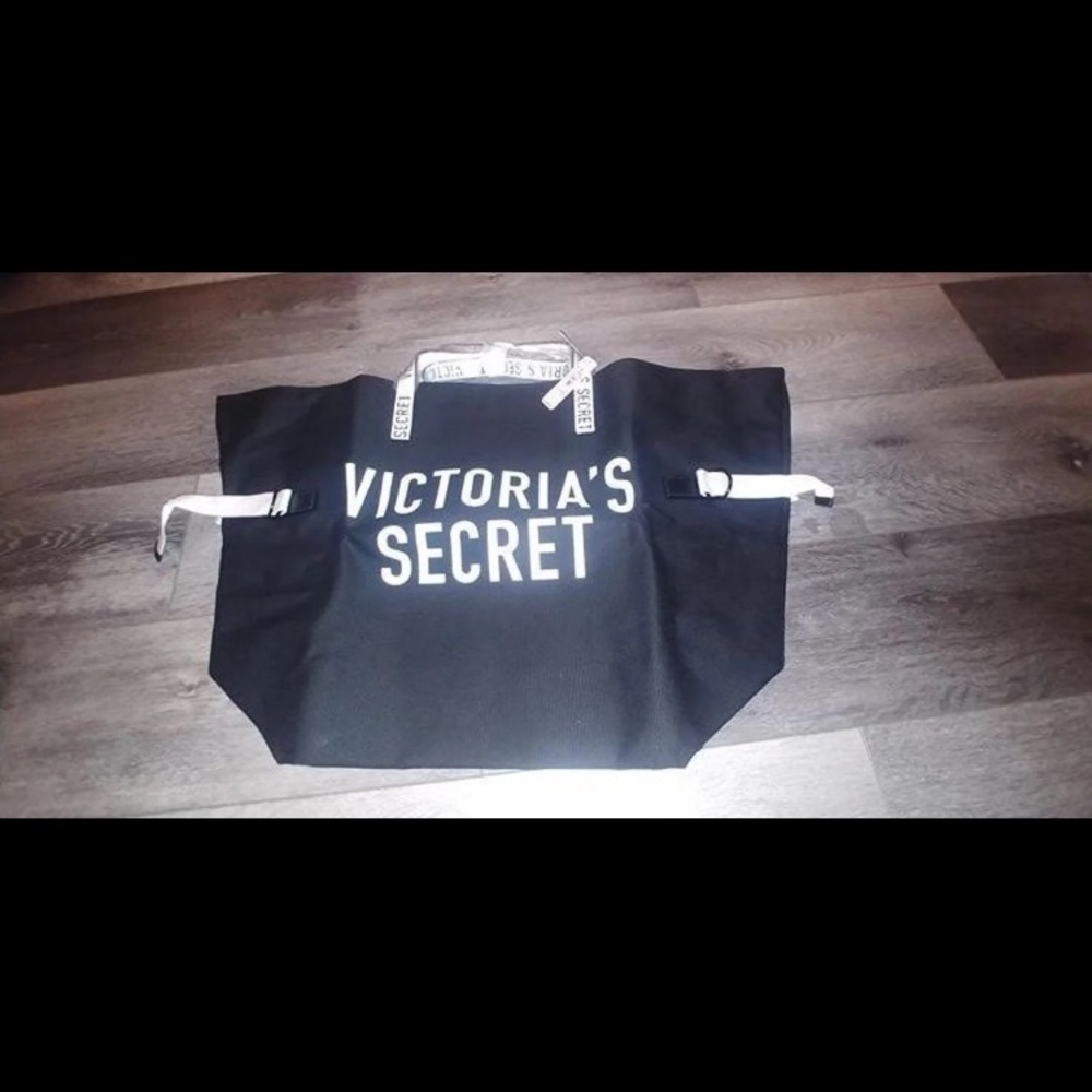 Victoria’s Secret black bag